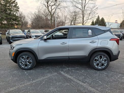 New 2026 Kia Seltos LX image 5