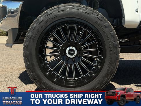 Used 2023 Ford F350 Lariat w/ Lariat Ultimate Package image 14