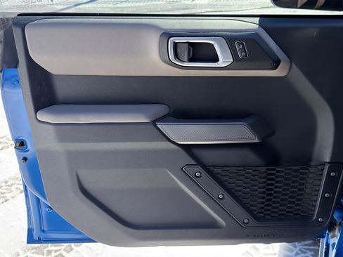 Used 2022 Ford Bronco Wildtrak image 25