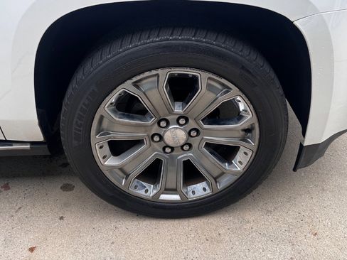 Used 2016 GMC Yukon XL Denali w/ Open Road Package image 40