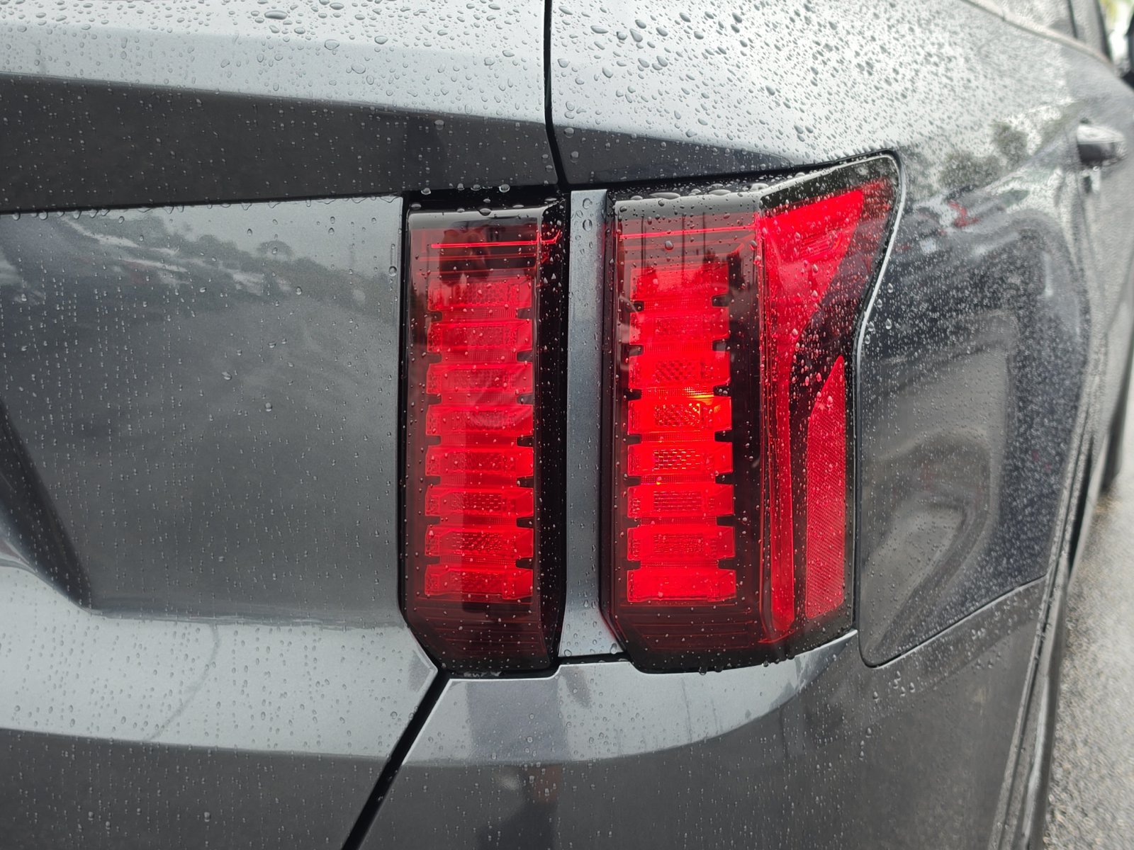 Used 2022 Kia Sorento S w/ Panoramic Sunroof Package FWD image 8