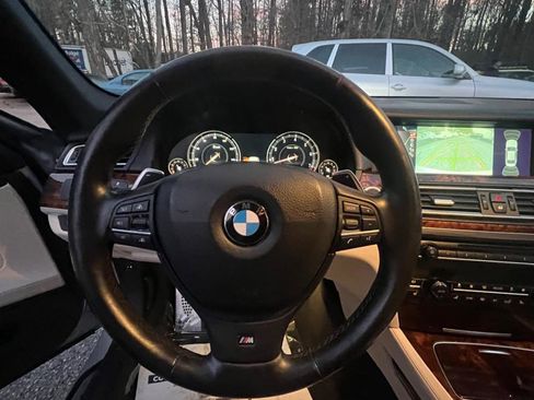 Used 2014 BMW 750Li xDrive image 25