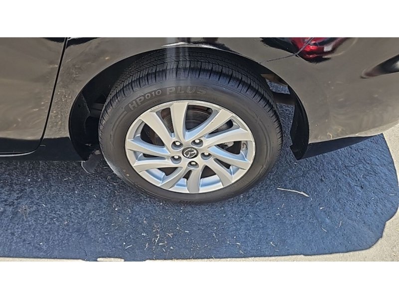 Used 2013 MAZDA MAZDA3 i Touring FWD image 7