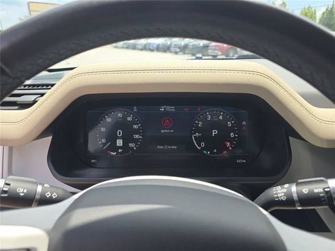 Used 2021 Land Rover Defender 110 S AWD/4WD image 33