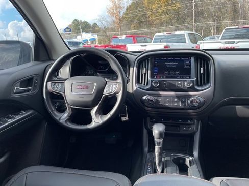 Used 2022 GMC Canyon AT4 image 24