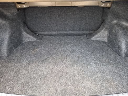 Used 2017 Toyota Corolla LE FWD image 33