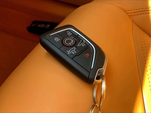 Used 2020 Chevrolet Corvette Stingray Premium Cpe w/ 3LT Preferred Equipment Group image 13