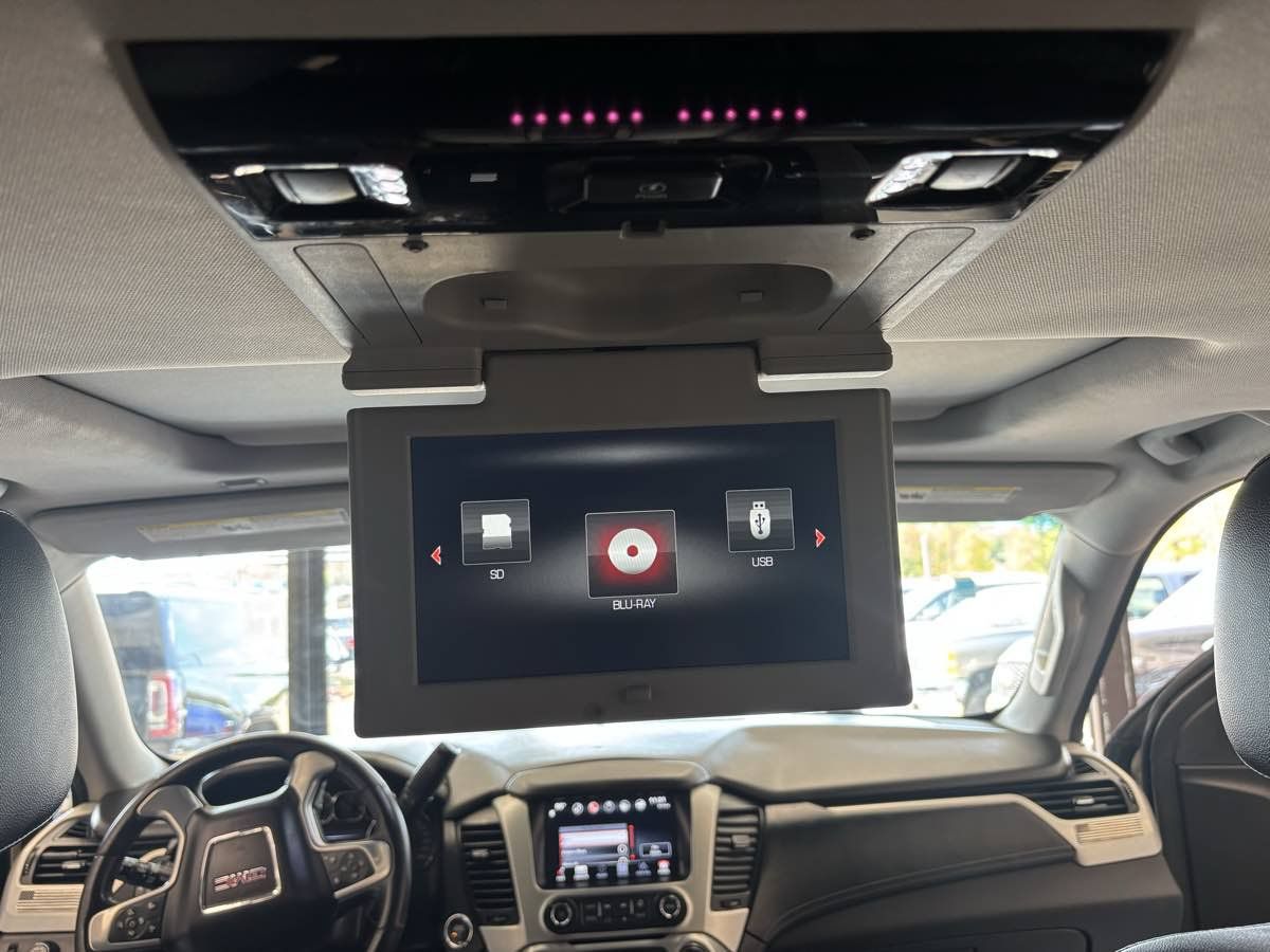 Used 2015 GMC Yukon XL SLT w/ Open Road Package RWD image 25