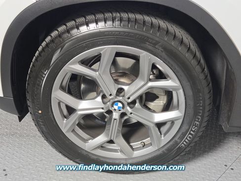 Used 2024 BMW X3 sDrive30i w/ Premium Package RWD image 9
