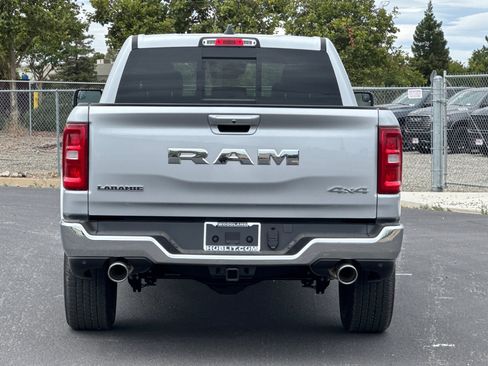 New 2026 RAM 1500 Laramie AWD/4WD image 4
