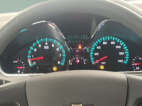 Used 2015 Chevrolet Traverse LS FWD image 23