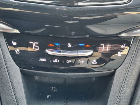 Used 2021 Cadillac XT6 Sport image 20