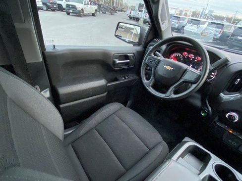 Certified 2025 Chevrolet Silverado 1500 Custom image 27