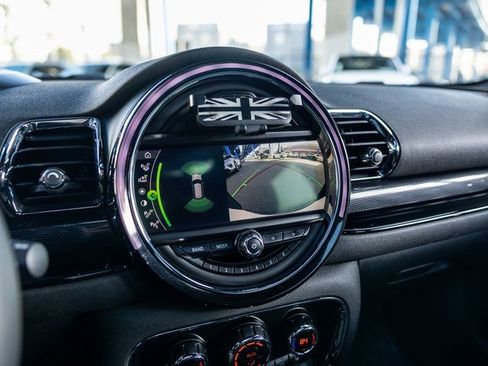 Used 2019 MINI Cooper Clubman S w/ Driver Assistance Package image 29