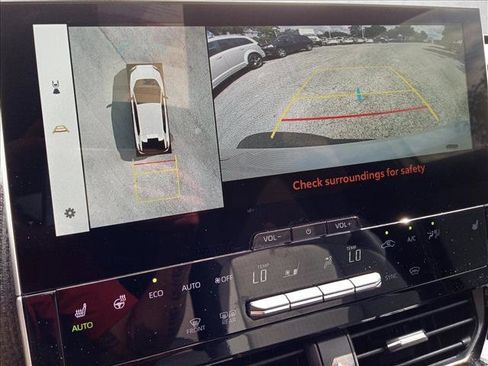 Used 2025 Subaru Solterra Limited w/ Limited Package AWD/4WD image 23