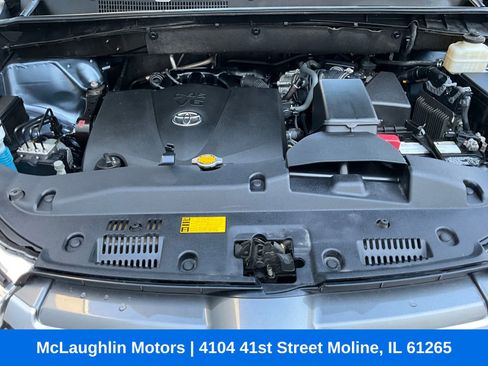 Used 2017 Toyota Highlander XLE image 17