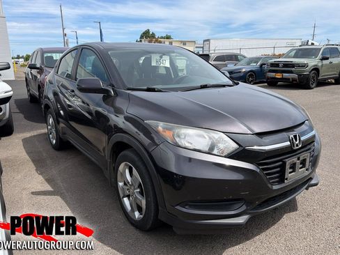 Used 2018 Honda HR-V LX image 1