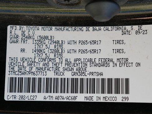 Used 2023 Toyota Tacoma TRD Sport image 61