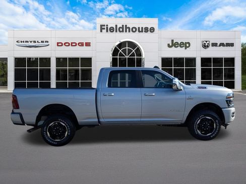 Used 2026 RAM 2500 Laramie AWD/4WD image 8