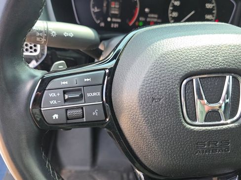 Used 2025 Honda Civic Sport image 16