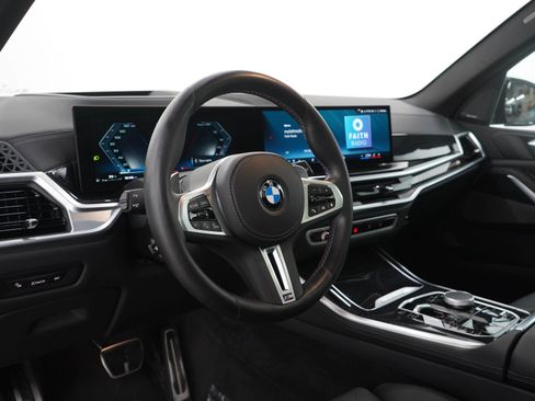Used 2025 BMW X5 M60i AWD/4WD image 27