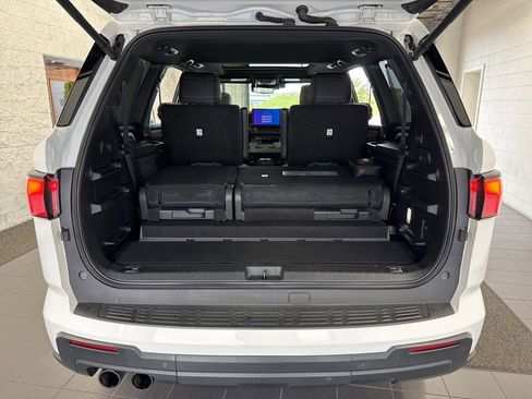 Used 2024 Toyota Sequoia TRD Pro AWD/4WD image 11