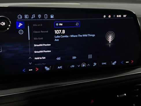 Used 2025 Chevrolet Suburban RST w/ Sun And Tow Package image 17