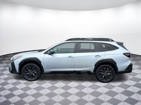 Used 2024 Subaru Outback Onyx Edition AWD/4WD image 2