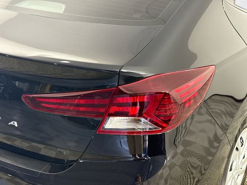 Used 2020 Hyundai Elantra SE w/ Cargo Package (C1) image 33