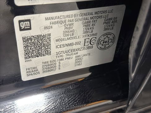 Used 2024 GMC Sierra 1500 Elevation w/ Elevation Premium Package image 43