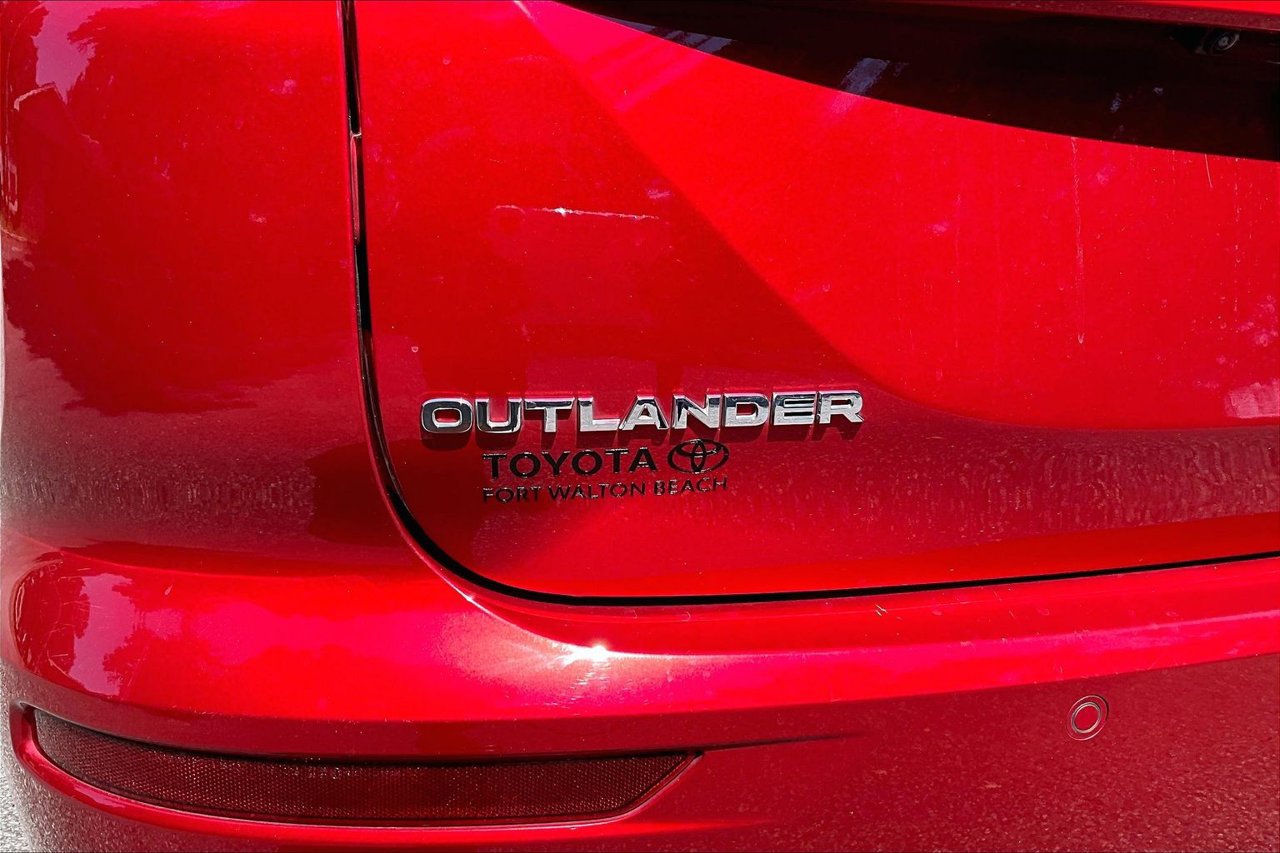 Used 2022 Mitsubishi Outlander SE AWD/4WD image 24