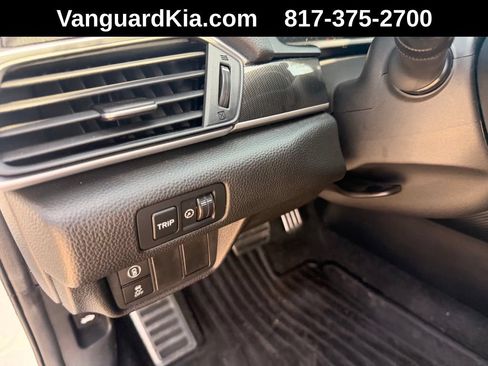 Used 2022 Honda Accord Sport image 16