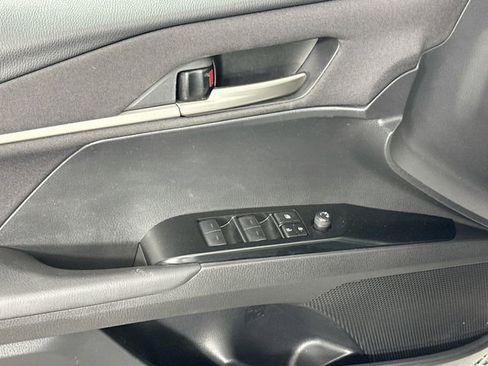 Used 2025 Toyota Camry LE image 21