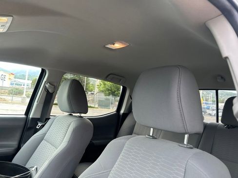 Used 2019 Toyota Tacoma SR5 AWD/4WD image 20