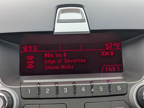 Used 2010 GMC Terrain SLE image 23