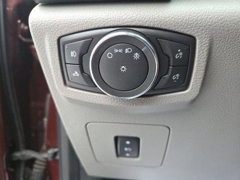 Used 2017 Ford F150 XLT w/ Equipment Group 302A Luxury image 13