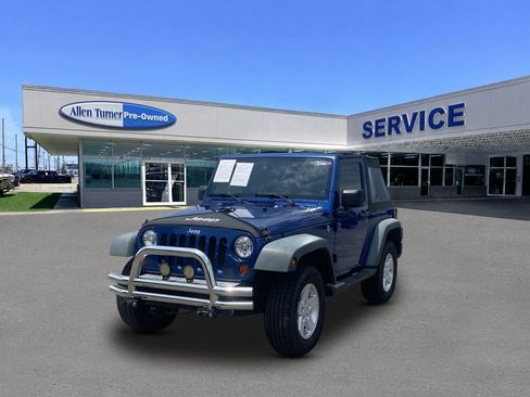 Used 2009 Jeep Wrangler X AWD/4WD image 4