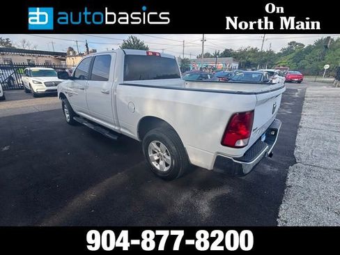 Used 2020 RAM 1500 Classic SLT AWD/4WD image 3