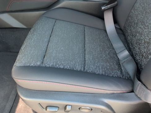 New 2026 Chevrolet Colorado Z71 image 12