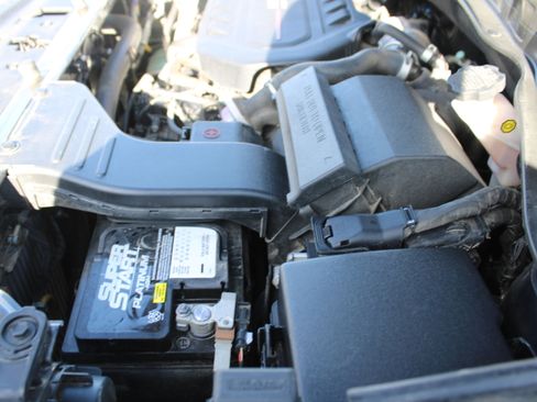 Used 2018 Hyundai Santa Fe Sport image 73