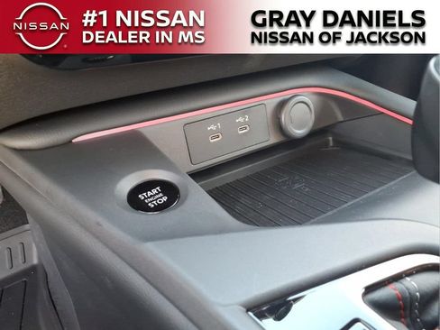 New 2026 Nissan Sentra SR w/ Floor Mat Package FWD image 18