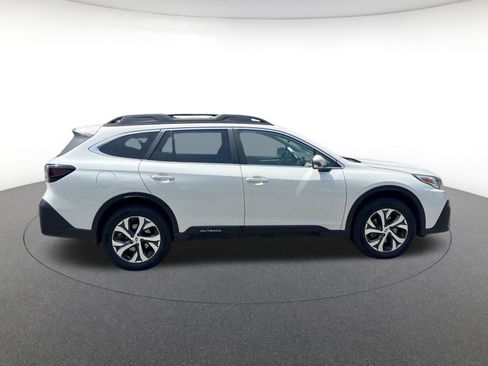 Used 2022 Subaru Outback Limited AWD/4WD image 8