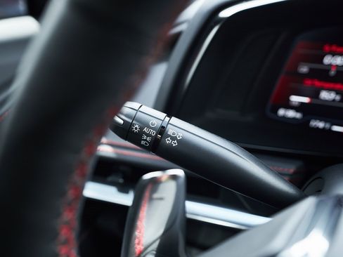 Used 2020 Chevrolet Corvette Stingray Coupe w/ 1LT image 47