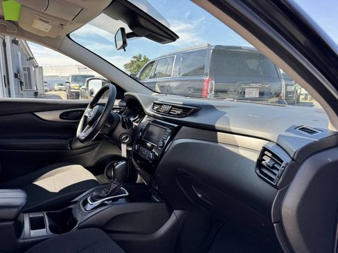Used 2020 Nissan Rogue Sport S AWD/4WD image 32