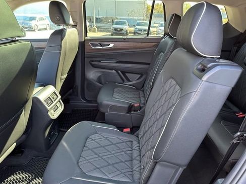 New 2026 Volkswagen Atlas SEL Premium R-Line image 17