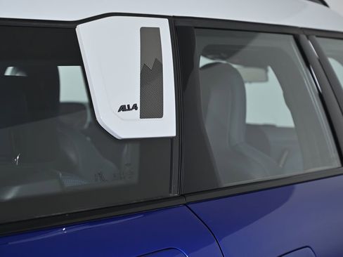 Used 2025 MINI Cooper Countryman S image 11