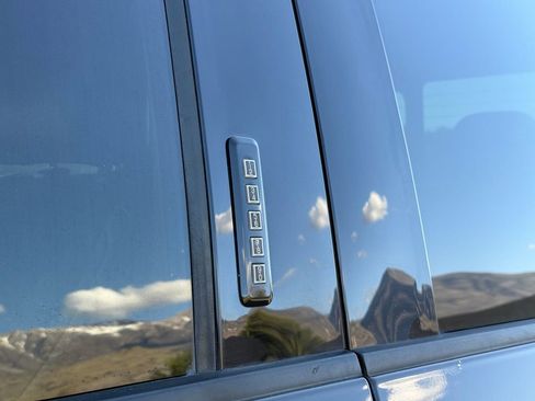 Used 2016 Ford F150 Lariat w/ Equipment Group 502A Luxury AWD/4WD image 18
