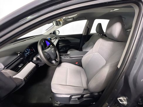 Used 2025 Toyota Camry LE FWD image 14