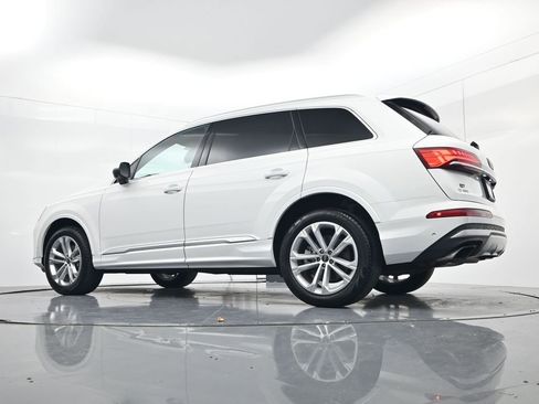Used 2025 Audi Q7 3.0T Premium Plus AWD/4WD image 59