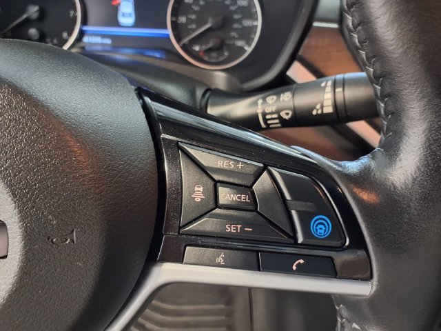 Used 2023 Nissan Altima 2.5 SL AWD/4WD image 9